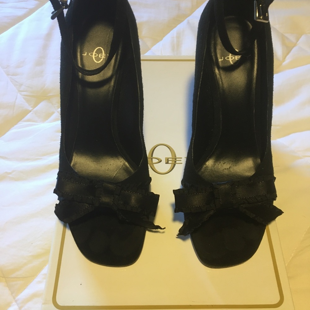 Size 6.5 - Joey O black suede heels, silk black bows with an artsy heel.